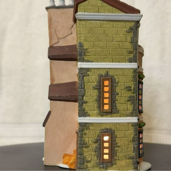 Dept 56 Kings Road Post Office Dickens Village Lighted Christmas Building - 1992 - Picture 7 of 12